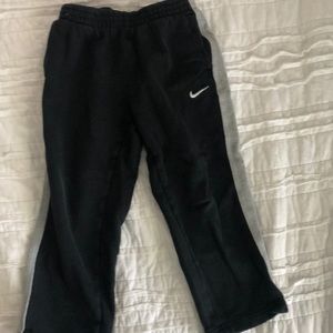 Nike boys athlete pants